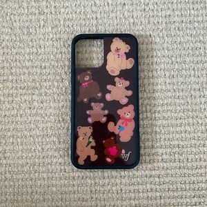Iphone 12 wildflower case